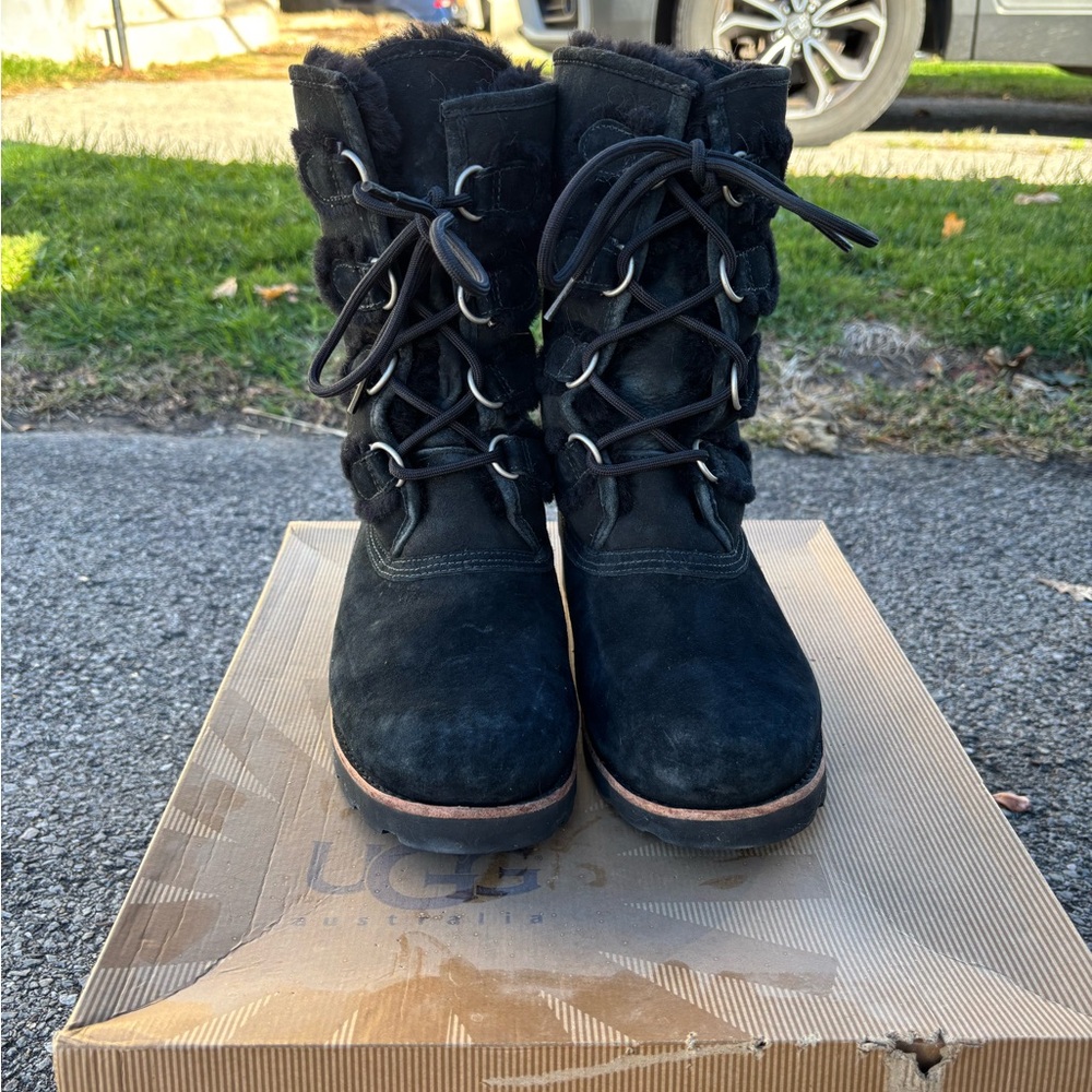 Ugg Rommy boot